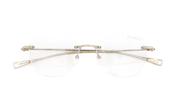 DITA Lancier ディータランシアー 縁無しメガネ通販 LSA-130 DLX130-A-01 Gold Sand 折り畳んだ状態