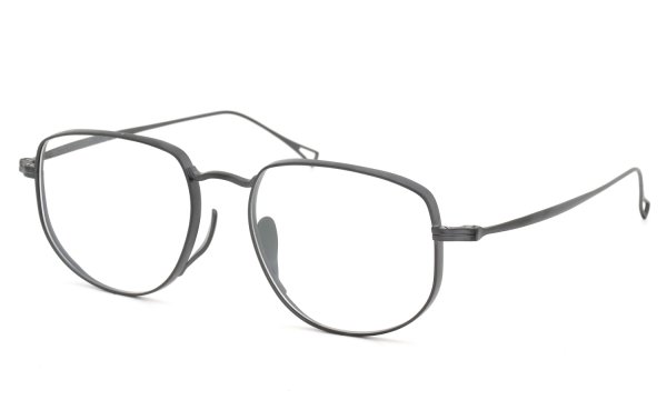 KameManNen メガネ KMN-3004 col.MBK 斜め正面
