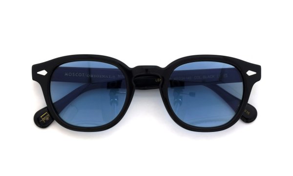 MOSCOT 紫外線調光サングラス LEMTOSH 49size(M) col.BLACK BLUE+ 偏光反応の濃いレンズの状態