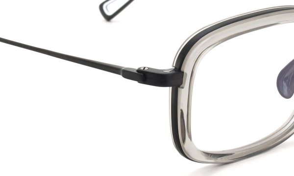 YUICHI TOYAMA メガネ通販 U-182 V.Lou col.03 Susu /Clear gray フロントとテンプルのヒンジディテール