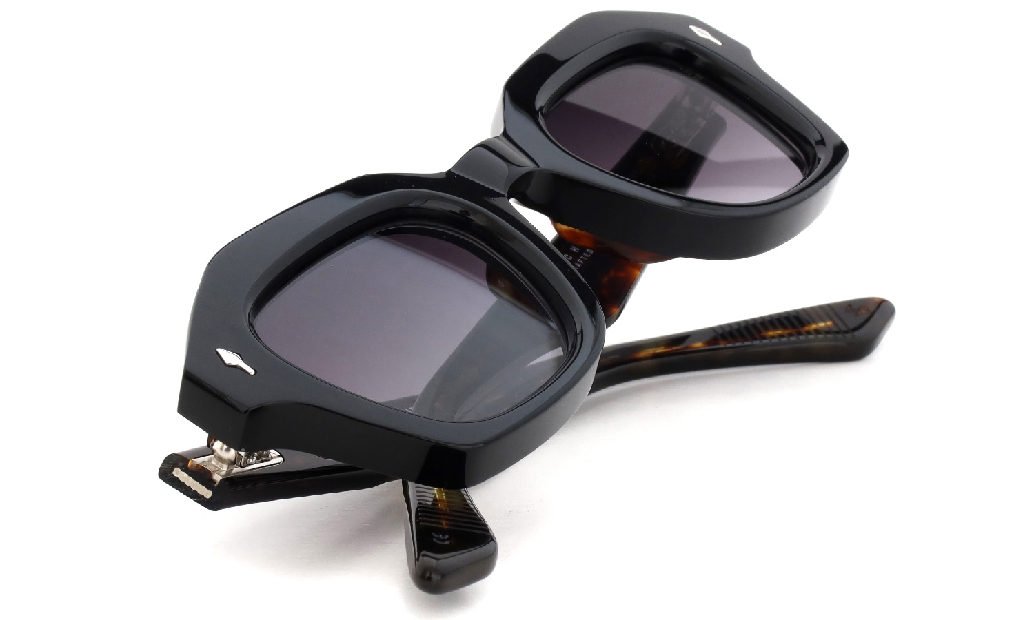 JACQUESMARIEMAGE サングラス通販 EICHLER Norir-11 / Jet Gradient JMMQE-11A