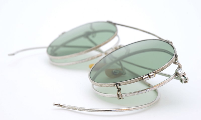 https://www.ponmeganeweb.com/data/ponmegane/product/1930s-American-Optical-HIBO-WHITE-GOLD-WITH-WW2-ARMY-CLIPON-7