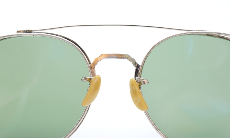 https://www.ponmeganeweb.com/data/ponmegane/product/1930s-American-Optical-HIBO-WHITE-GOLD-WITH-WW2-ARMY-CLIPON-9