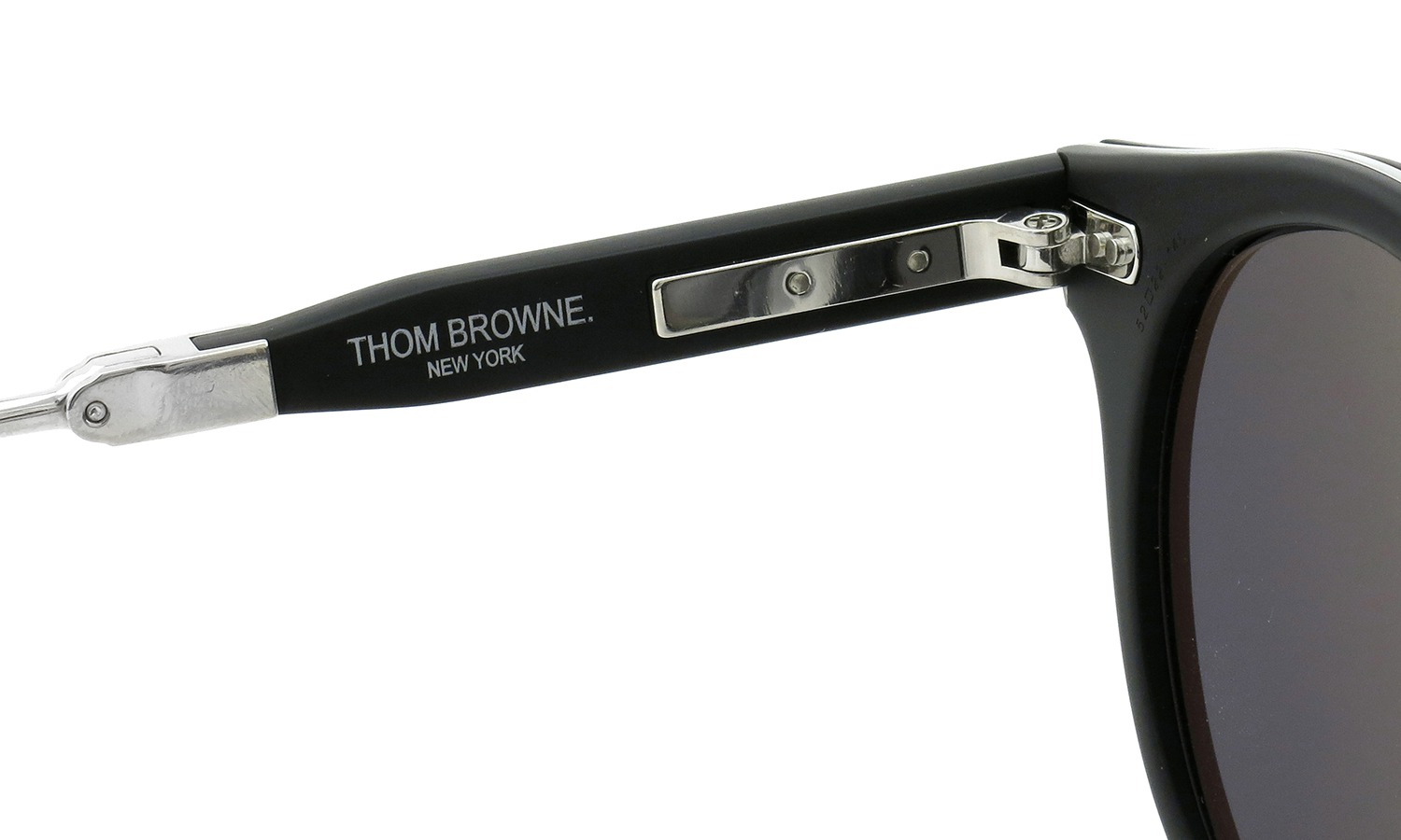 THOM BROWNE.  NEWYORK (トムブラウン) 2015年春夏 最新作 折りたたみサングラス TB-806-A BLK-SLV 52size 9