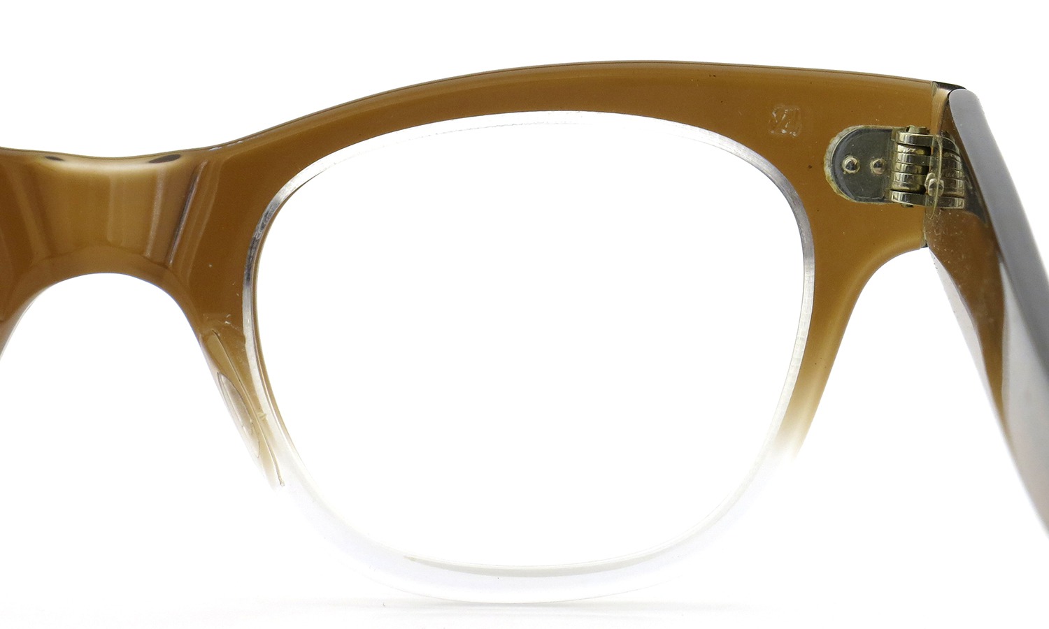 TART OPTICAL vintage 1950s COUNTDOWN BROWN FADE 46-24