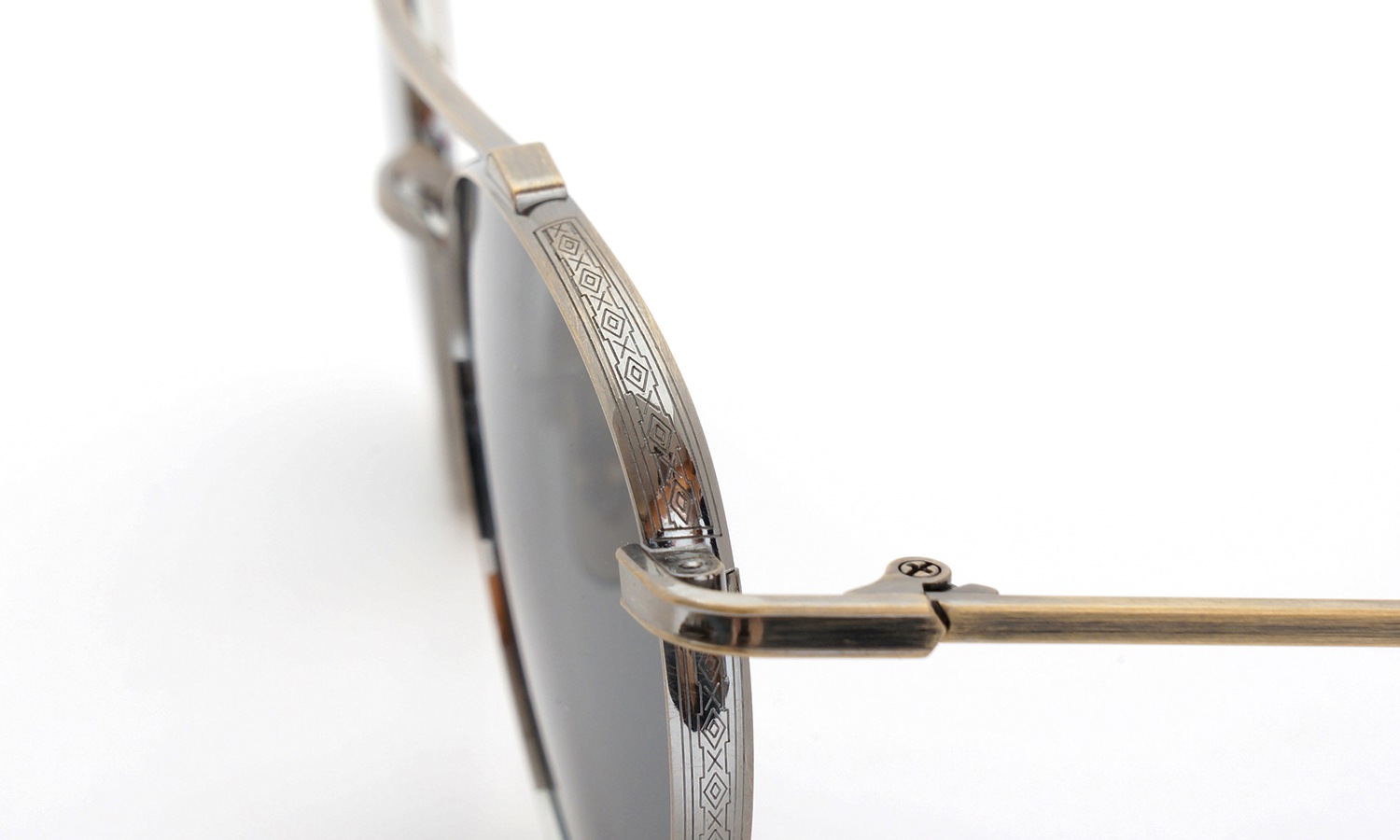 OLIVER PEOPLES  Brunner AG 49size