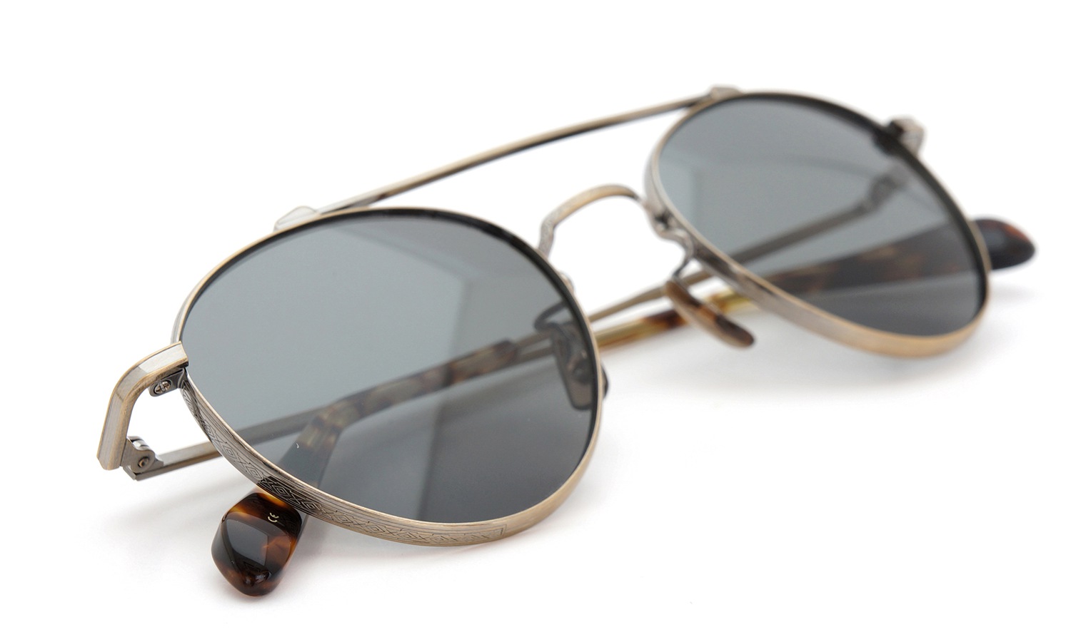 OLIVER PEOPLES  Brunner AG 49size