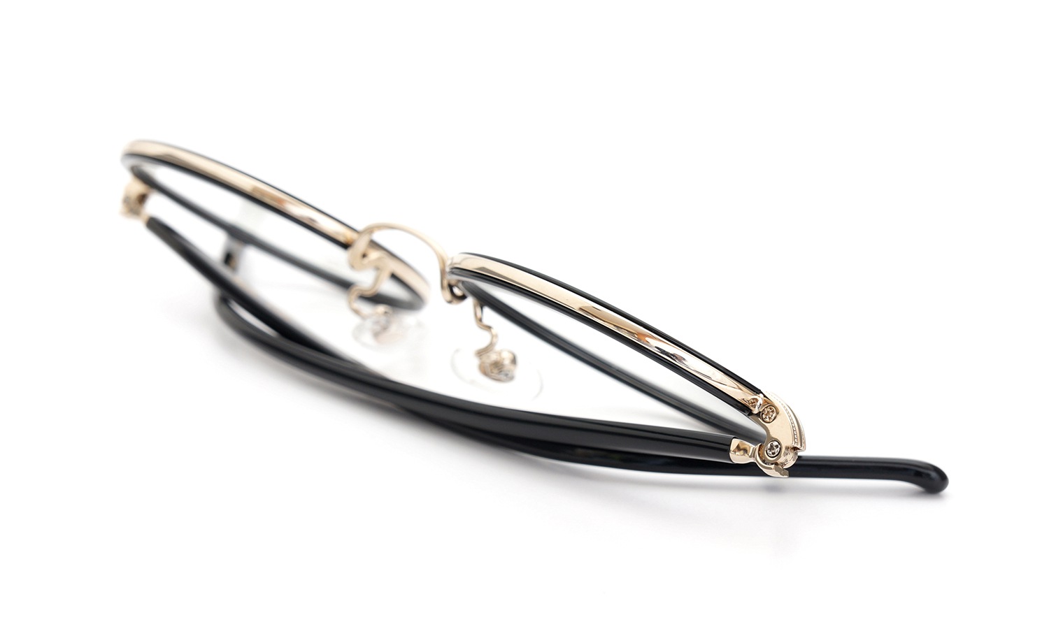 ayame FOCUS BLK