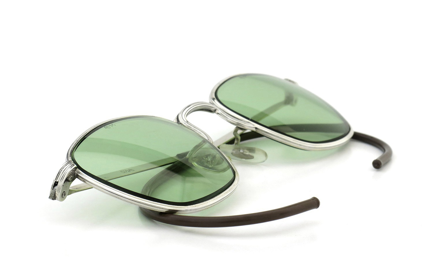 American Optical vintage 1960s AVIATOR WELLINTON with ORIGINAL GREEN GLASS LENS 46-22