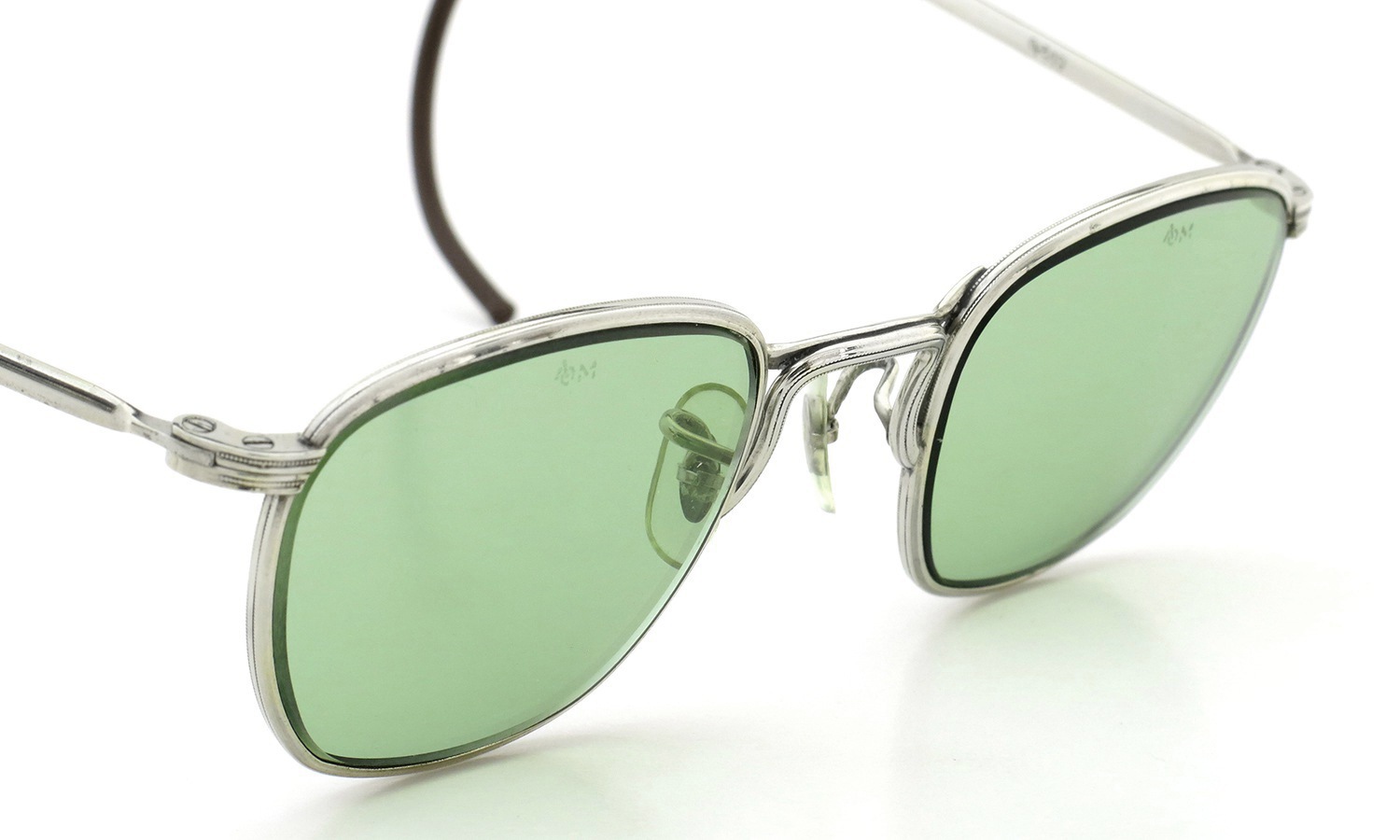 American Optical vintage 1960s AVIATOR WELLINTON with ORIGINAL GREEN GLASS LENS 46-22