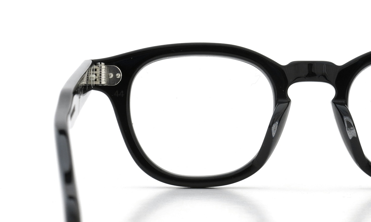 JULIUS TART OPTICAL AR-44 BLACK