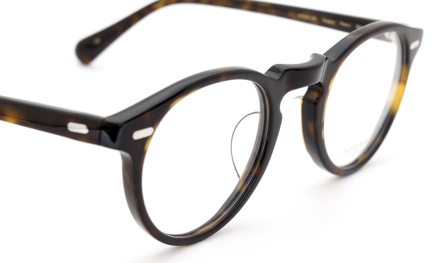 OLIVER PEOPLES Gregory Peck-J 362