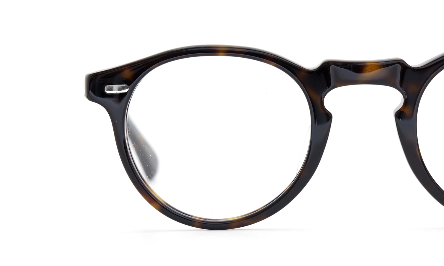 OLIVER PEOPLES Gregory Peck-J 362