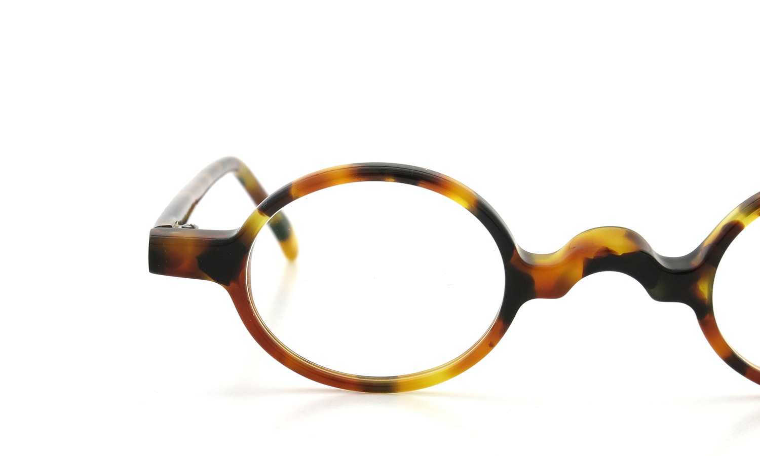 m.rochaix SMALL-OVAL TORTOISE SAPPORO C252 40