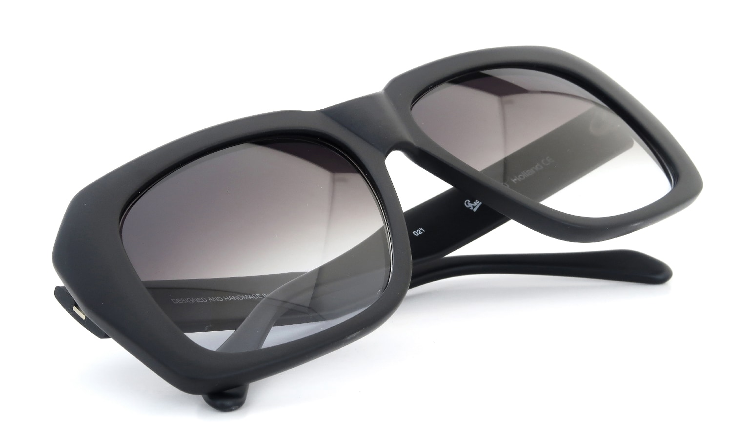 Preciosa sun mod.940 M-size col.21 MATTE-BLACK