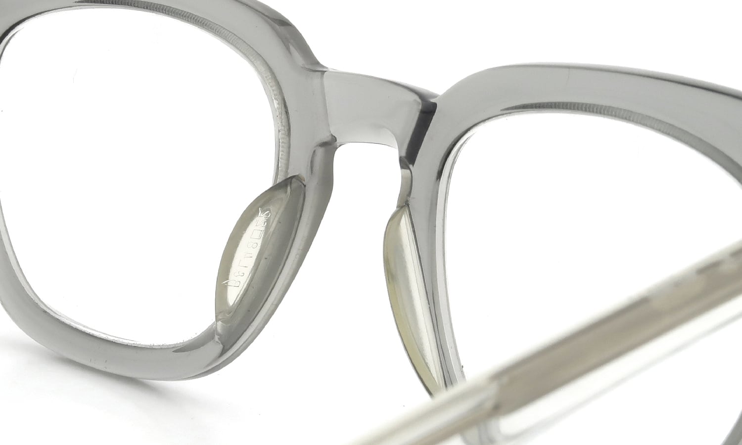 Bausch&Lomb vintage SAFETY CRYSTAL-GREY/GREY-CLEAR クロス鋲 48-22