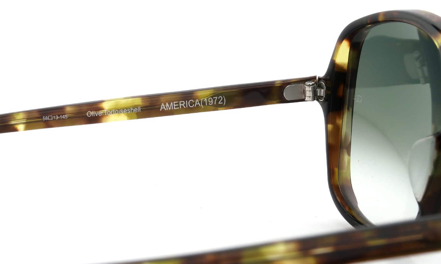 Oliver Goldsmith AMERICA(1972) Olive Tortoiseshell