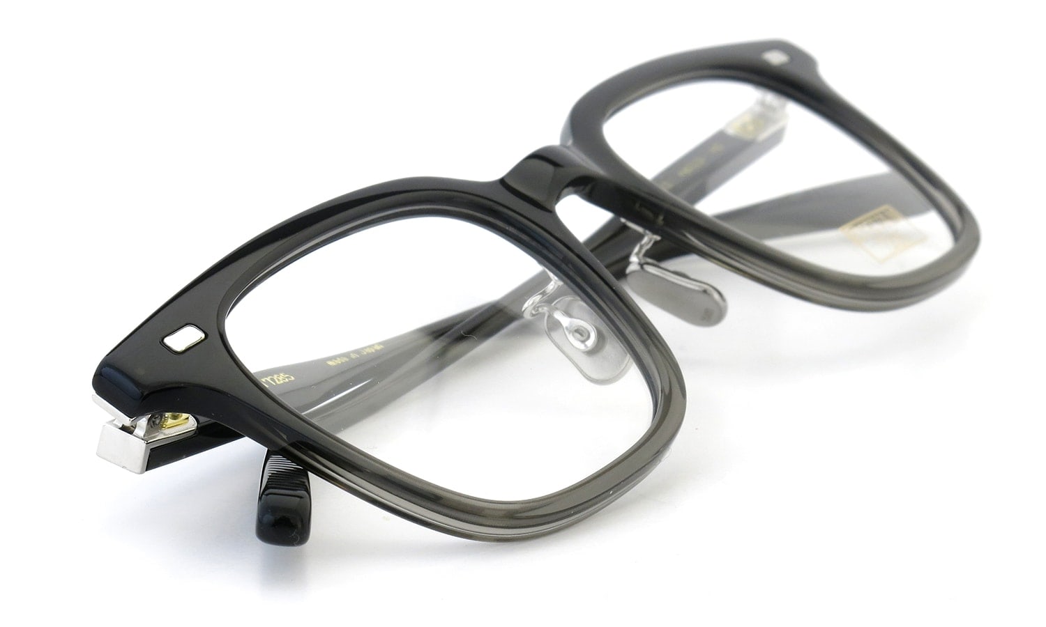 EYEVAN7285 319 C.121