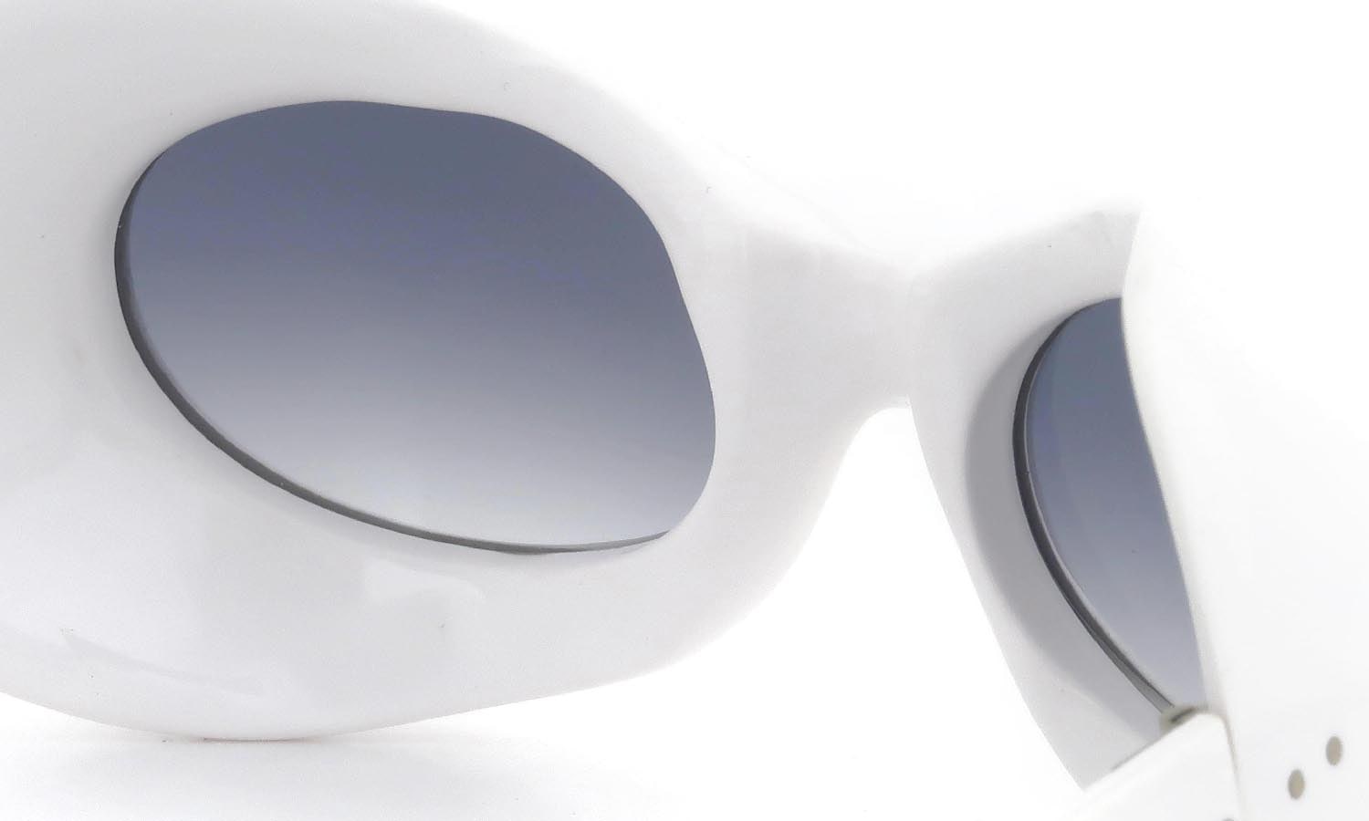 Oliver Goldsmith OGLE White