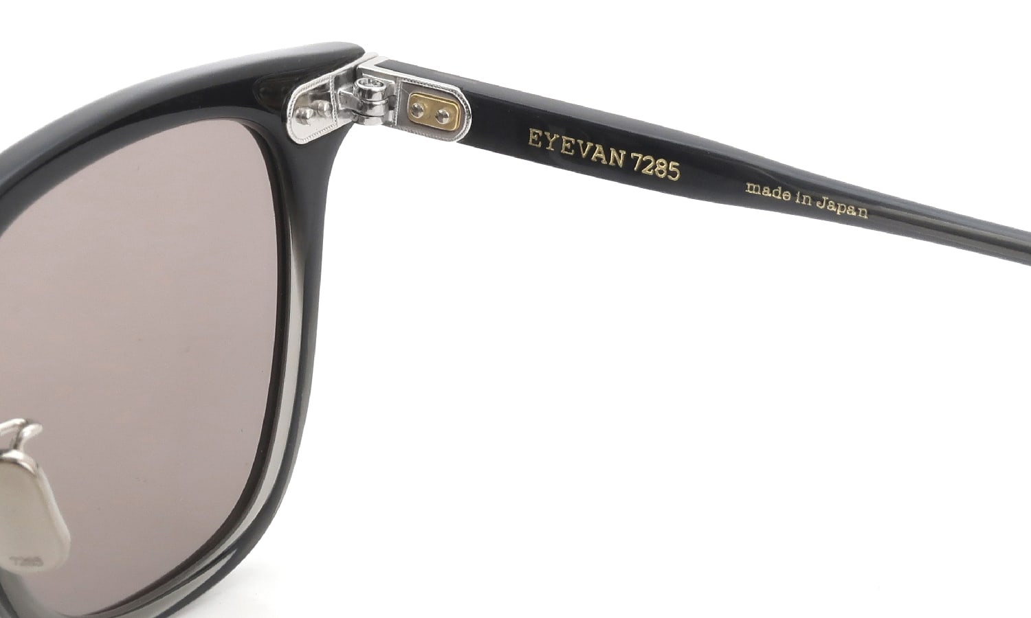 EYEVAN7285 サングラス 319 C.121 G LT. GRY