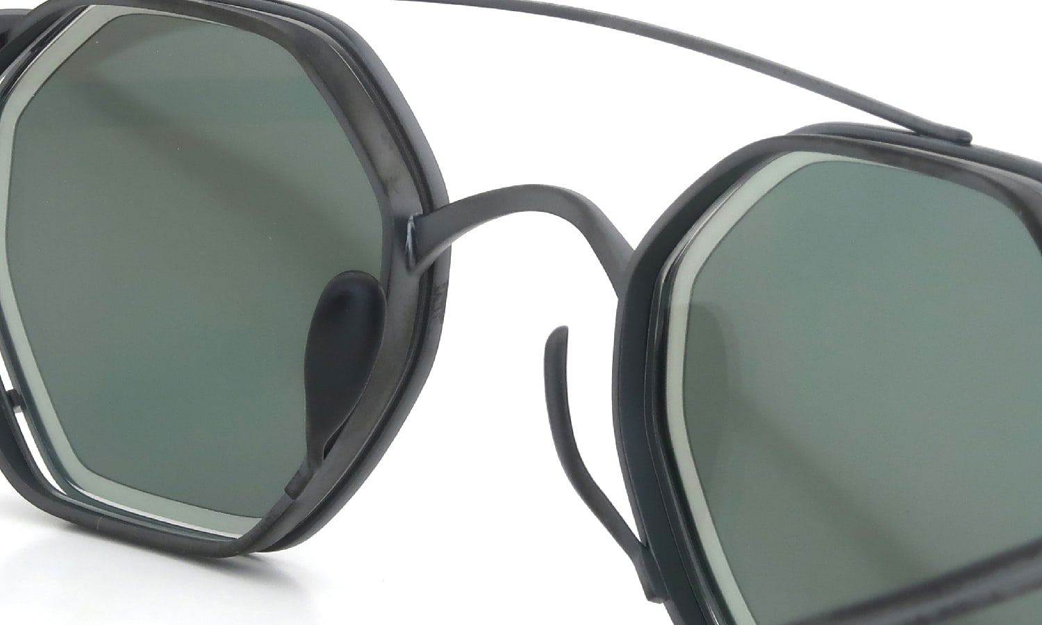 KameManNen クリップオンサングラスセット KMN-152 44size MBK/ Green-lens