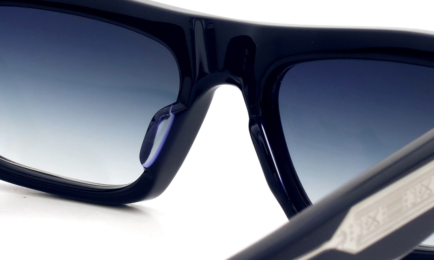 JACQUESMARIEMAGE サングラス通販 CLEAVON 57 Regal /Neptune Gradient