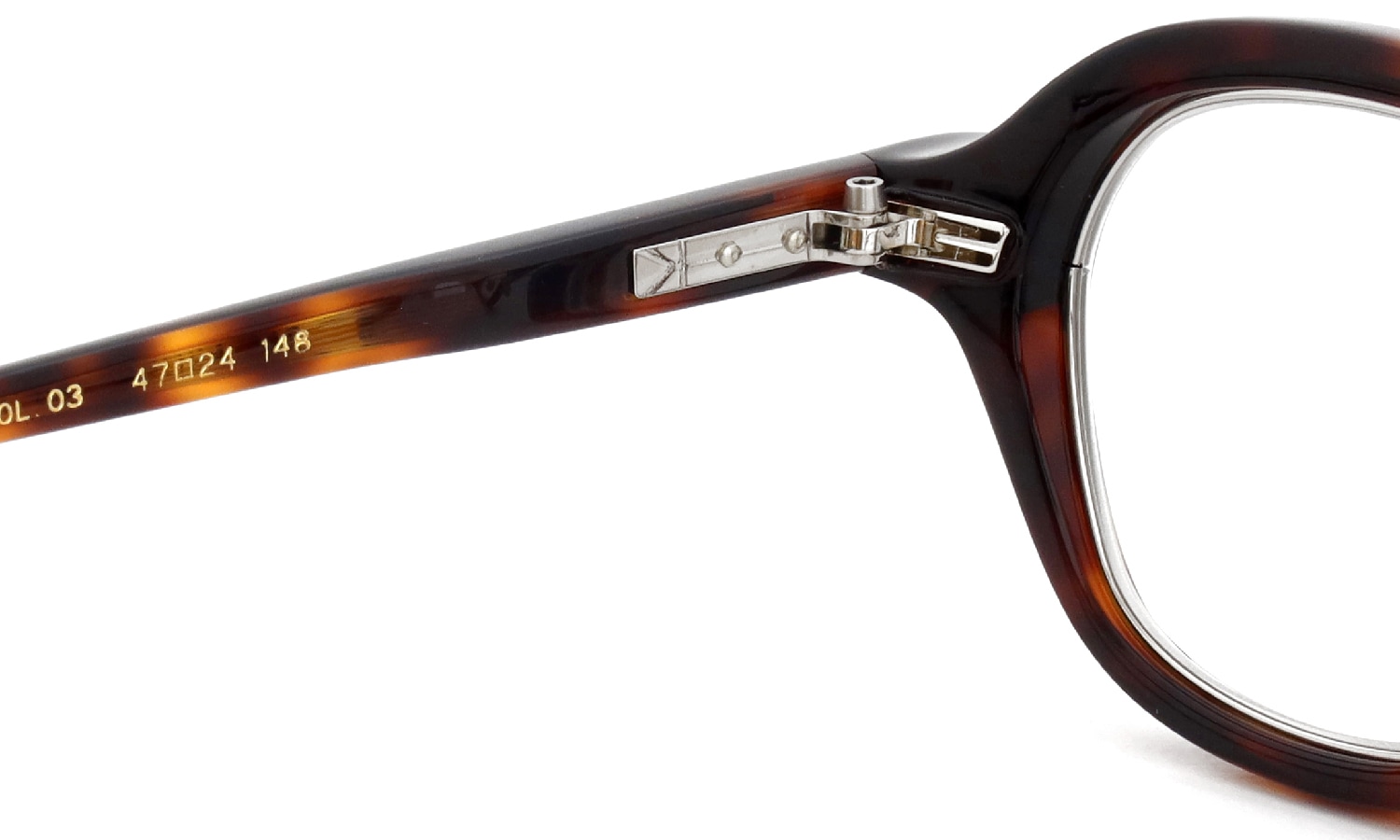 YUICHI TOYAMA:5 メガネ通販 BEACON col.03