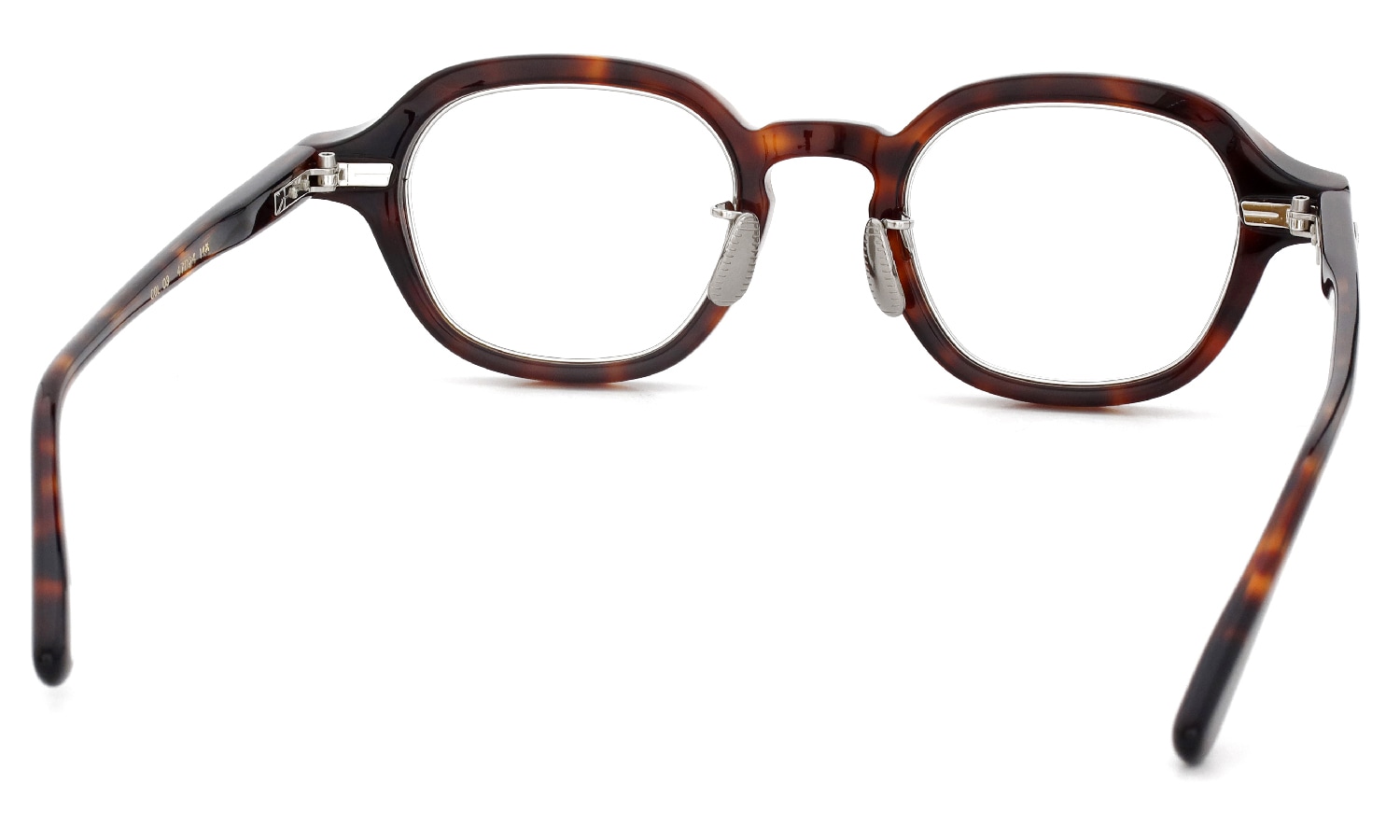 YUICHI TOYAMA:5 メガネ通販 BEACON col.03