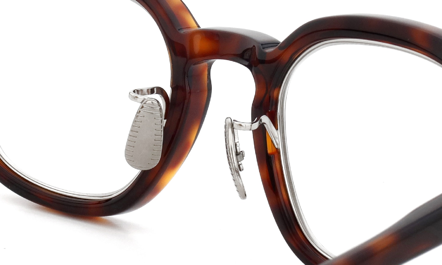 YUICHI TOYAMA:5 メガネ通販 BEACON col.03