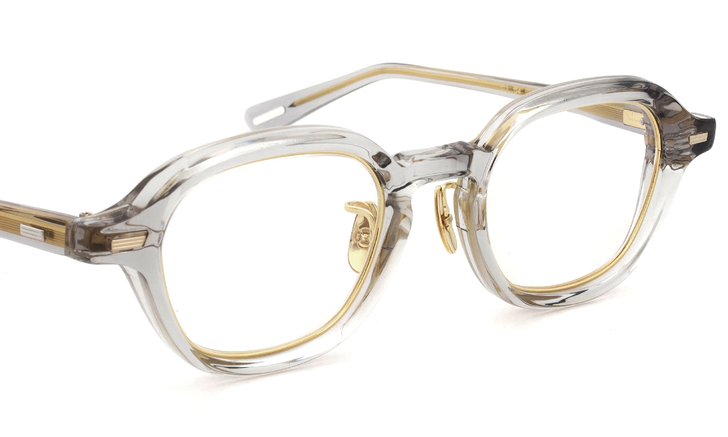 YUICHI TOYAMA:5 メガネ通販 BEACON col.04