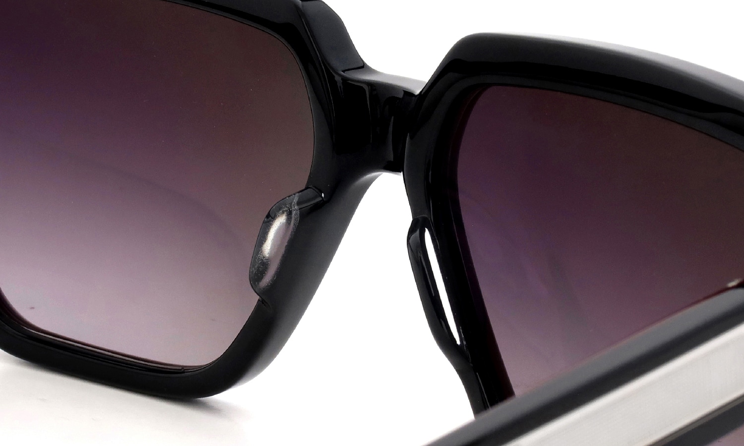 JACQUESMARIEMAGE サングラス通販 ALFRED Bloodstone /Jet Gradient
