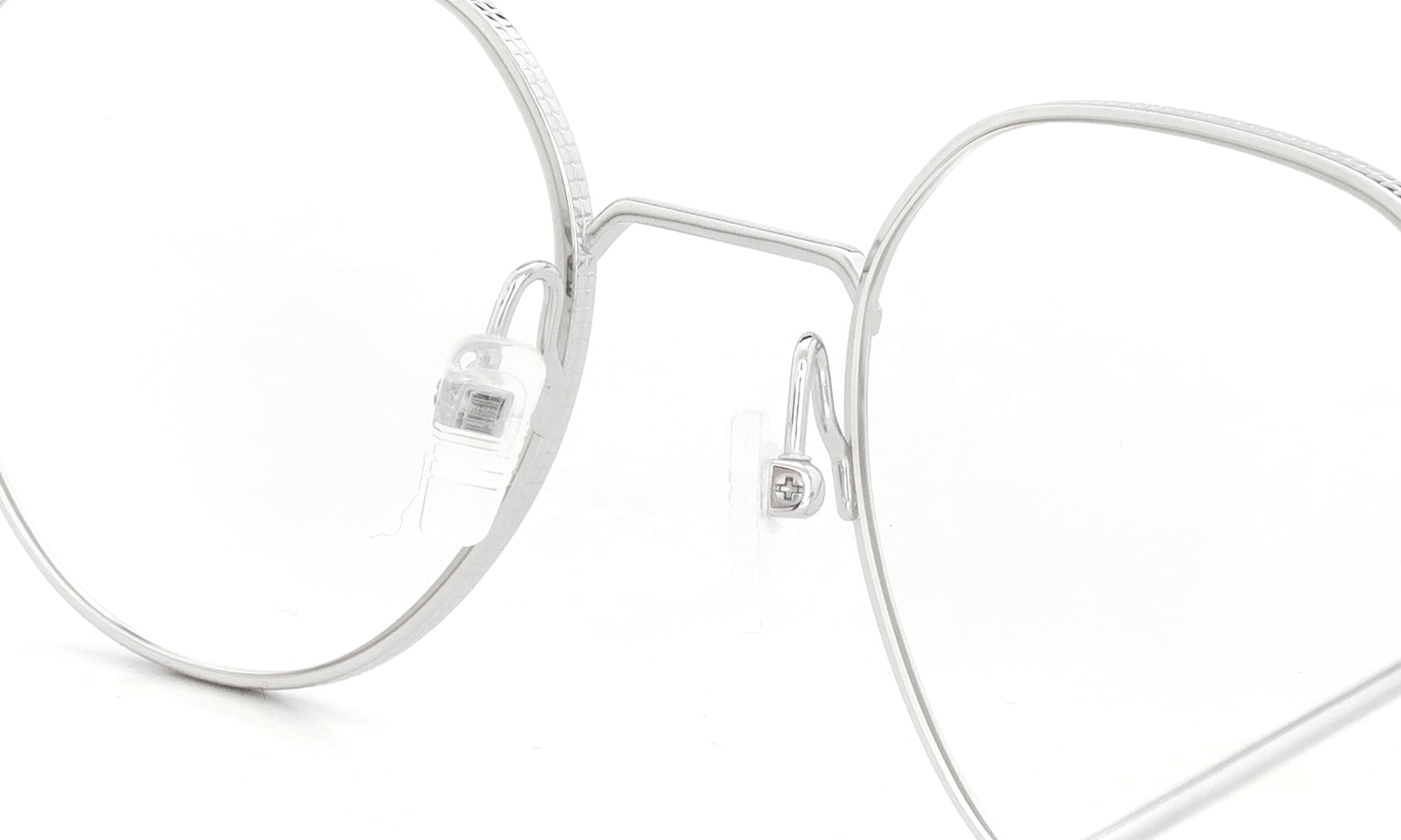 DITA Lancier メガネ LSA-117 DLX117-A-05 Shiny Silver ブリッジとパット裏側からのディテール