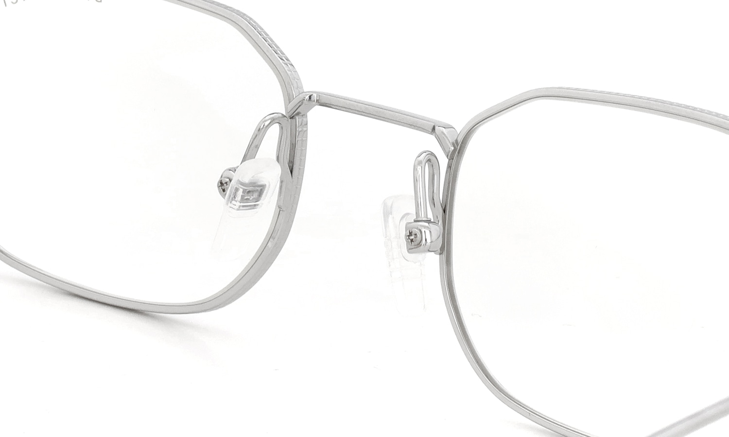 DITA Lancier メガネ LSA-148 DLX148-A-02 Shiny Silver ブリッジとパット裏側からのディテール