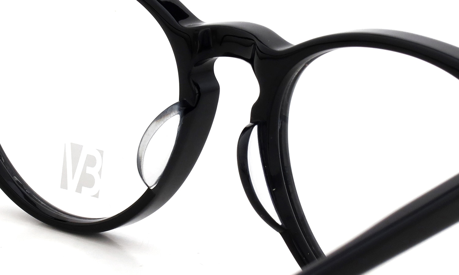 EYEVAN アイヴァン復刻 HISTORIC COLLECTION メガネ AU-5003 col.BLK ブリッジ裏側とパットのディテール