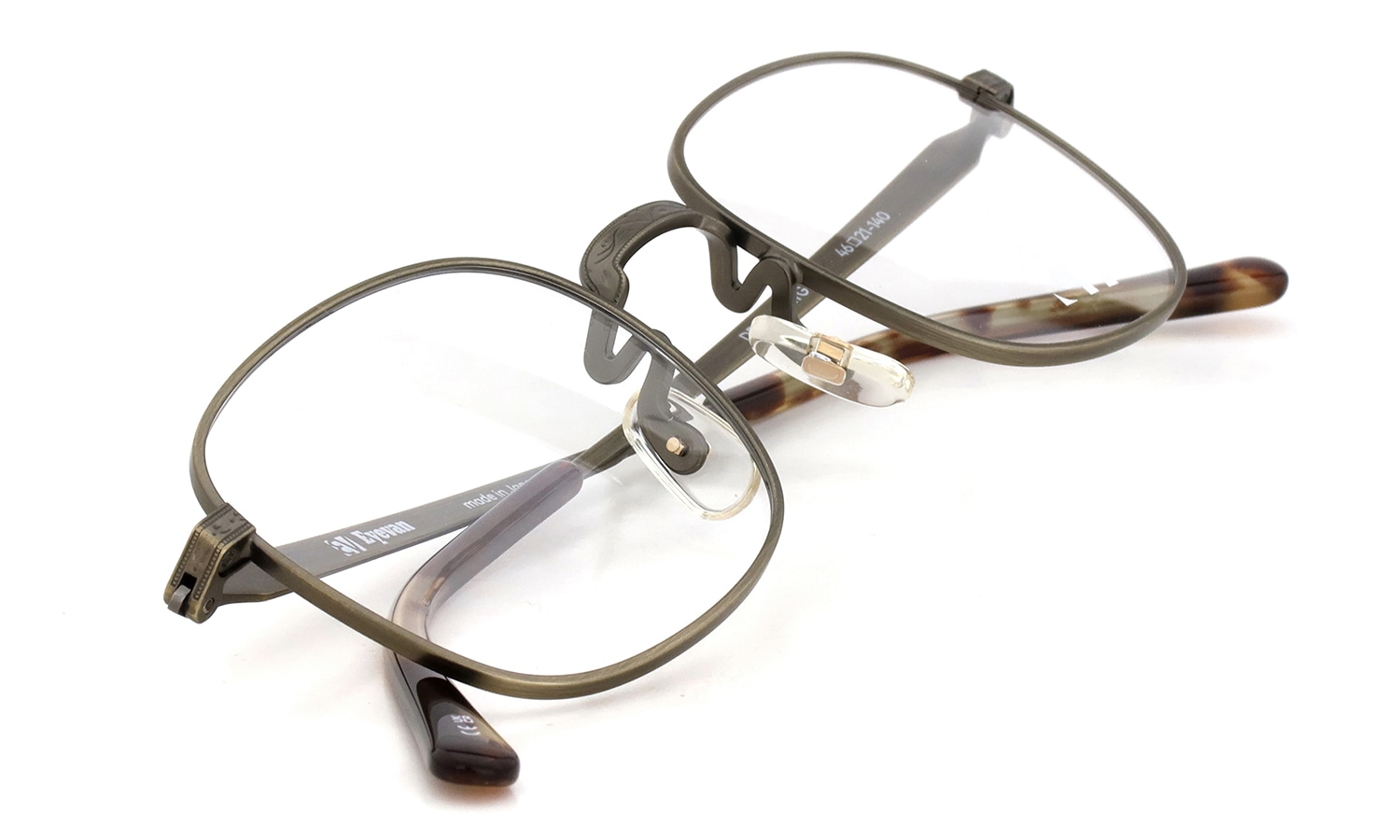 EYEVAN アイヴァン復刻 HISTORIC COLLECTION メガネ DD-21 col.ATG 折り畳んだ状態1