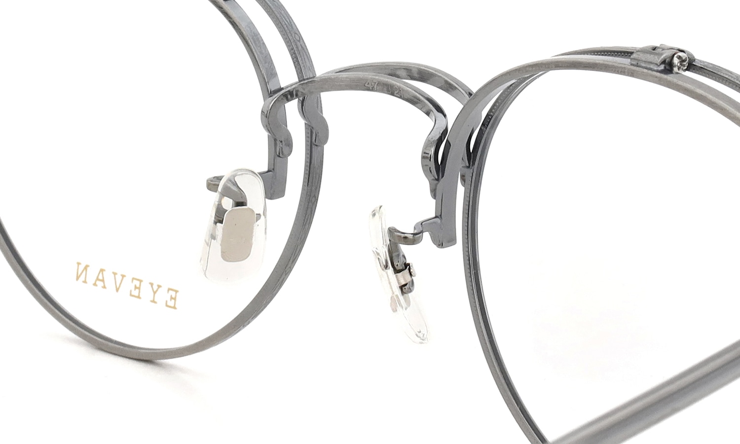 EYEVAN 単式跳ね上げメガネ Sparkle-FP col.P ブリッジ裏側とパットのディテール