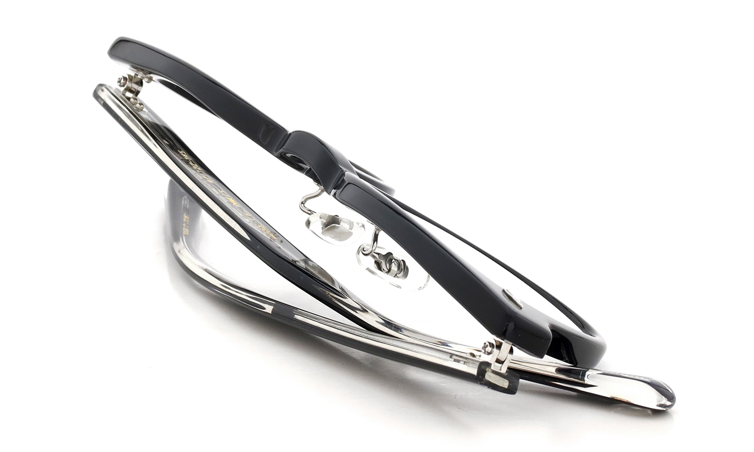 EYEVAN メガネ通販 Webb-CP(47) col.PBK/S 折り畳んだ状態2