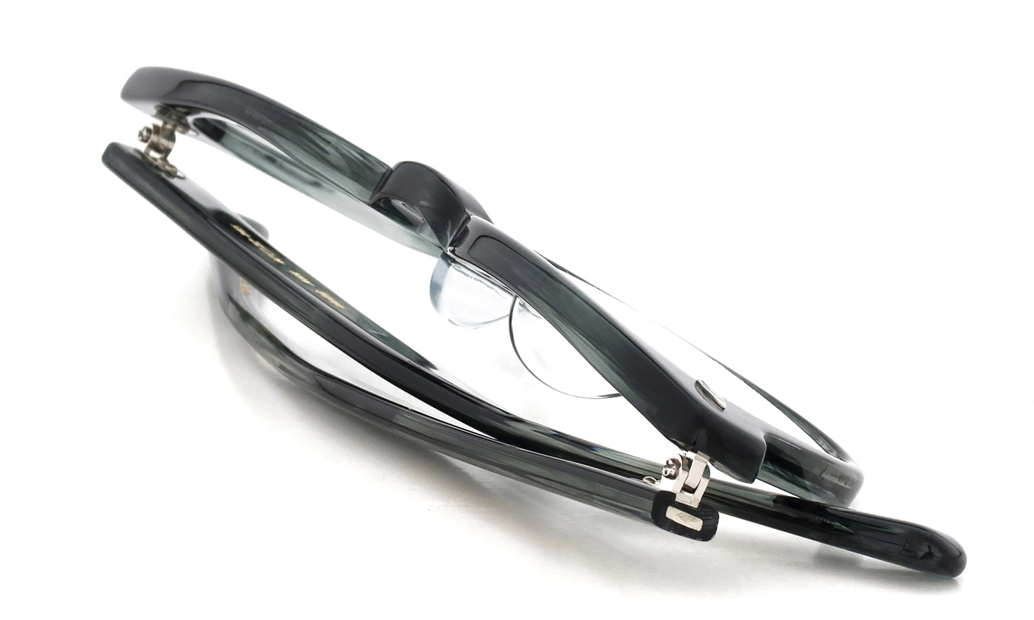 EYEVAN メガネ通販 Webb(47) col.AGN 折り畳んだ状態2