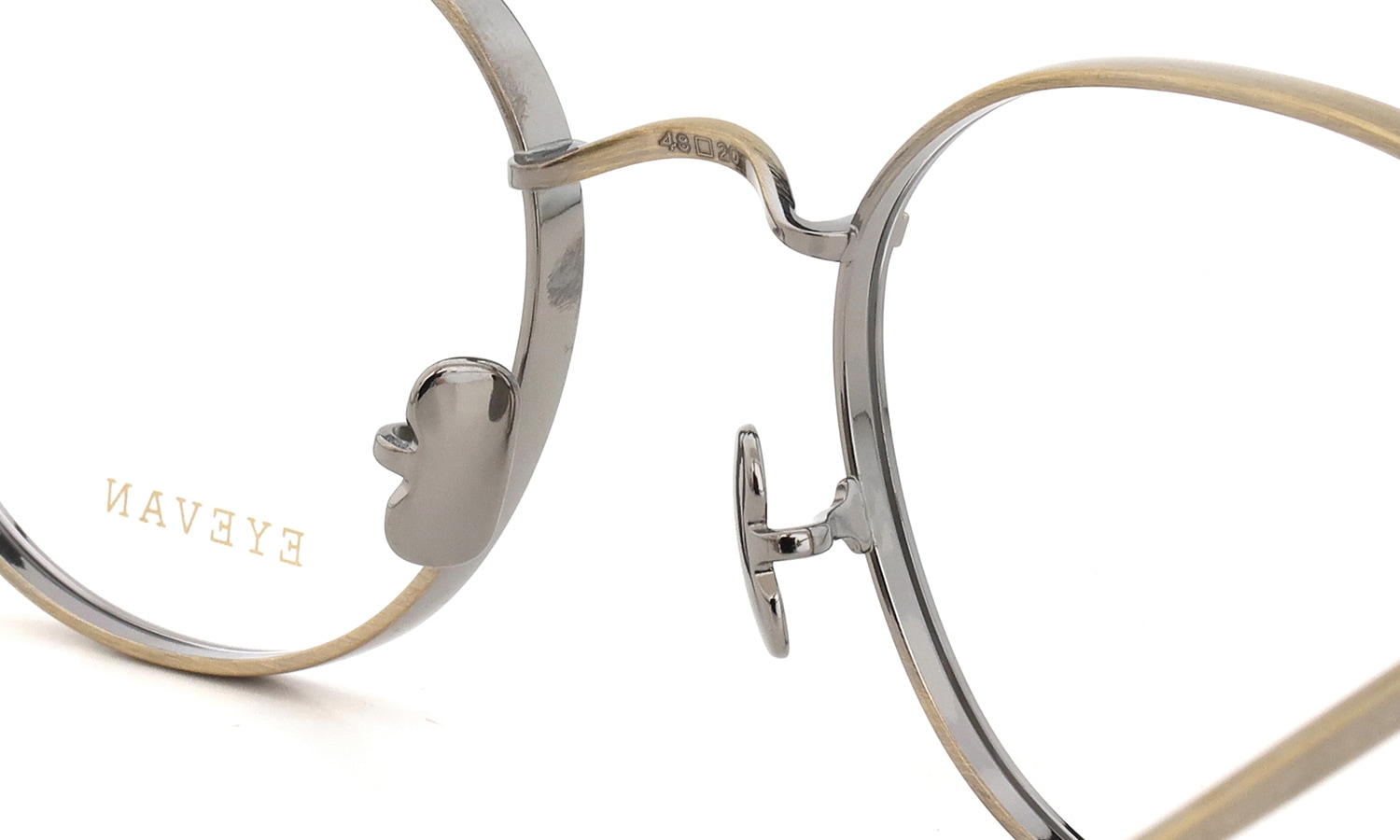 EYEVAN メガネ通販 York COL.AG ブリッジ裏側とパットのディテール