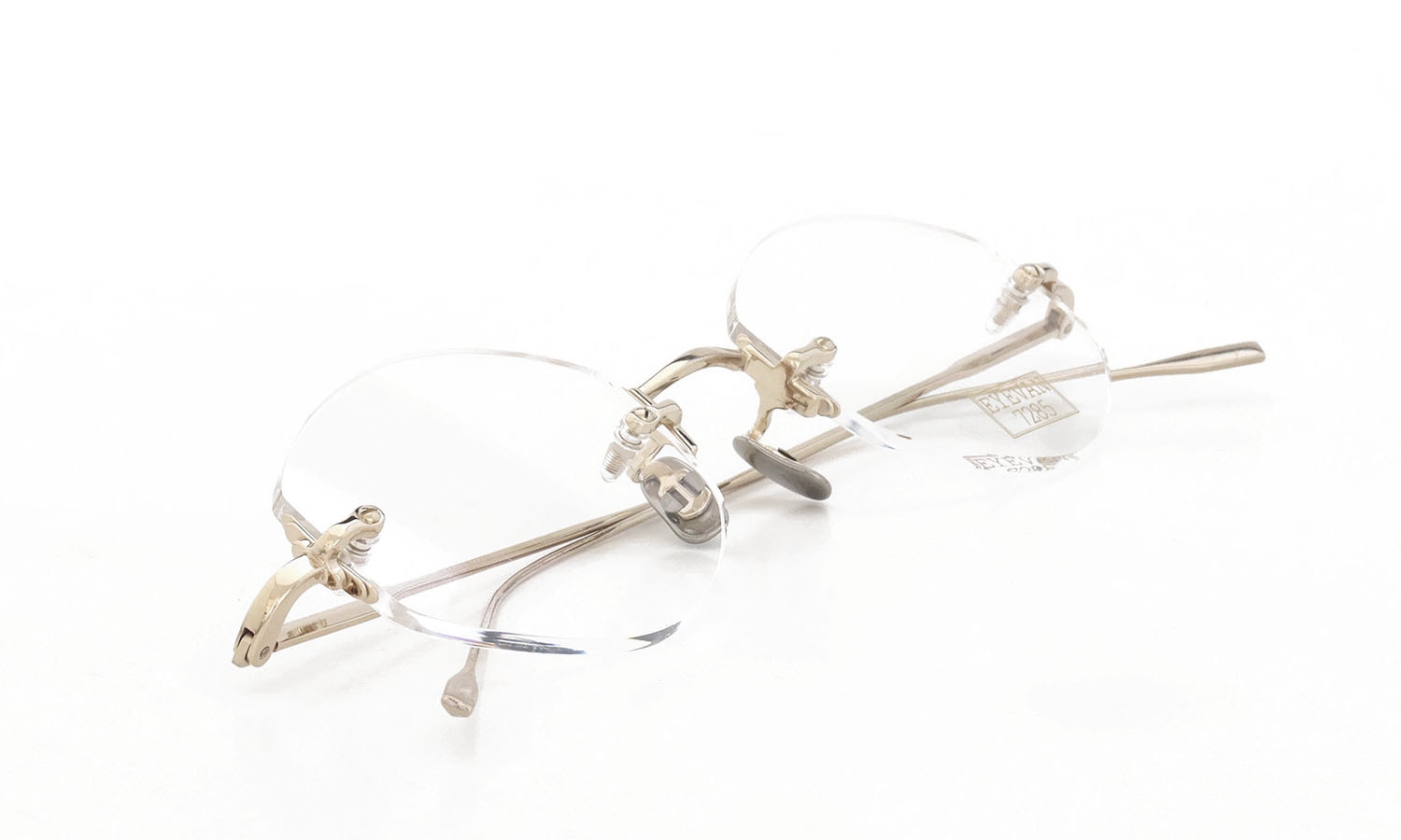 EYEVAN7285 メガネ通販 1196-1 (48) C.902 WHITE GOLD 折り畳んだ状態1