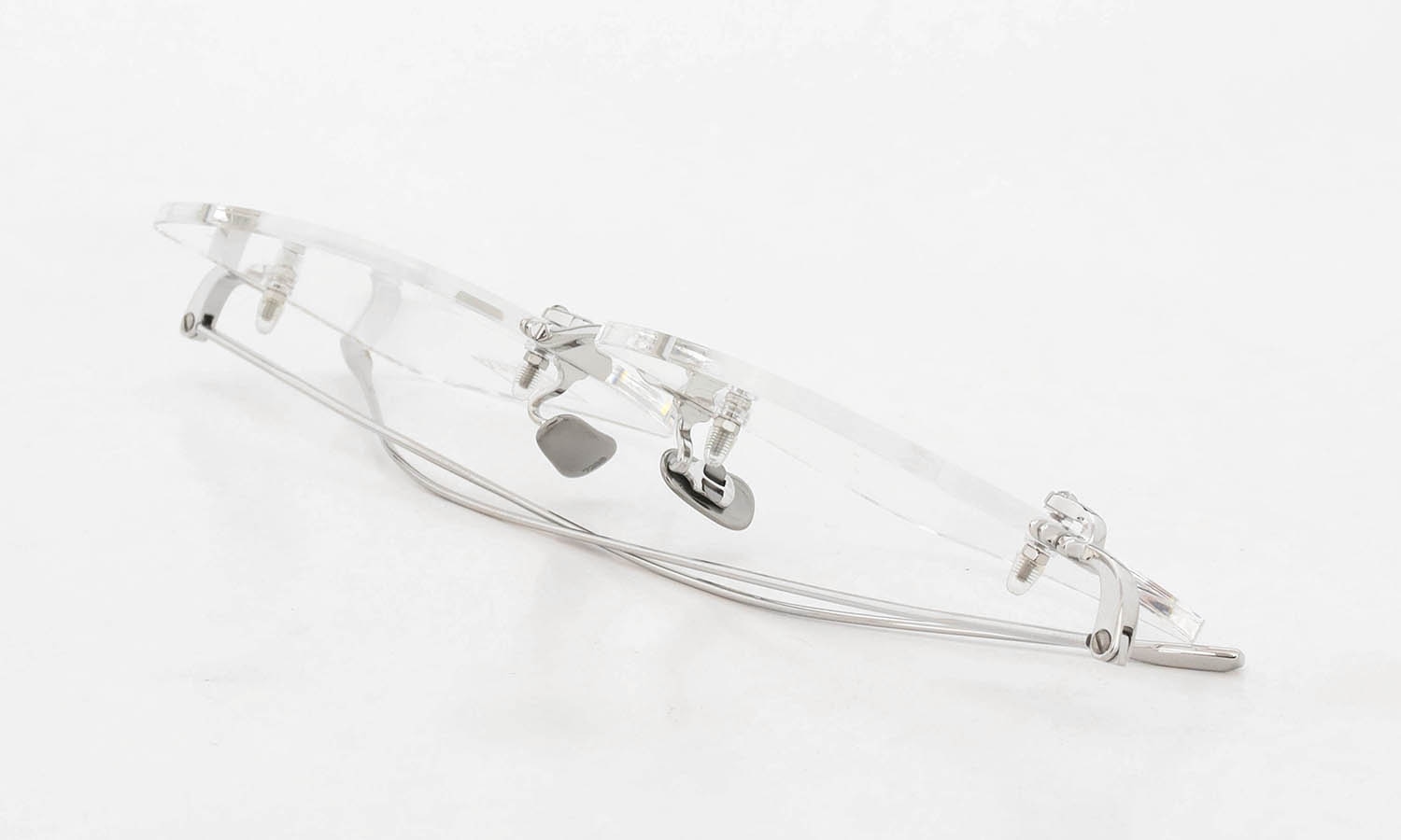 EYEVAN7285 縁無しメガネ通販 1196-2 (54) C.800 SILVER 折り畳んだ状態2
