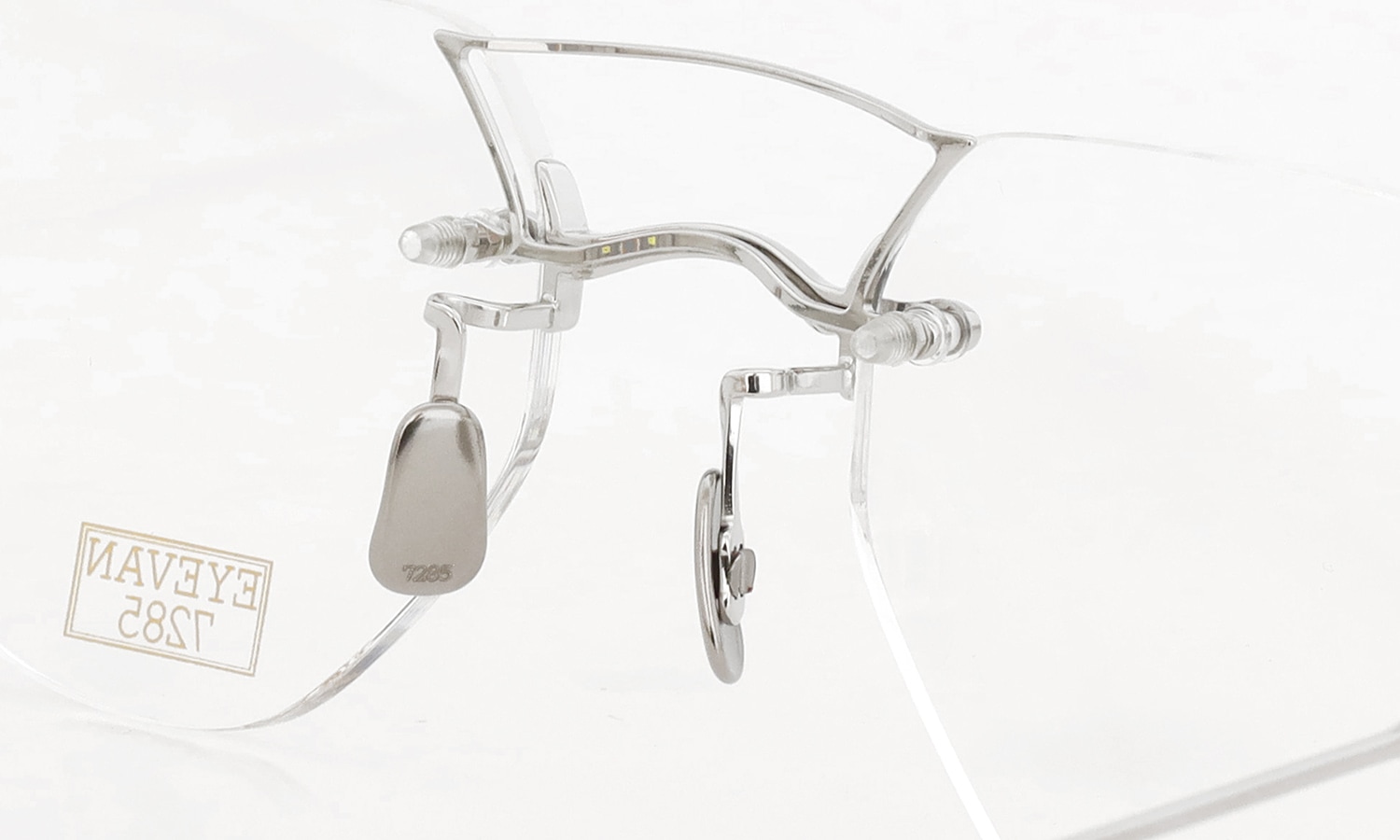 EYEVAN7285 メガネ通販 1296-2(49) c.800 二重のブリッジとパットのディテール