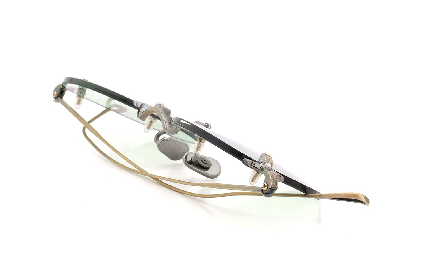 EYEVAN7285 サングラス 140(48) C.901 ANTIQUE GOLD /MRM GRN2 折りたたみの状態2