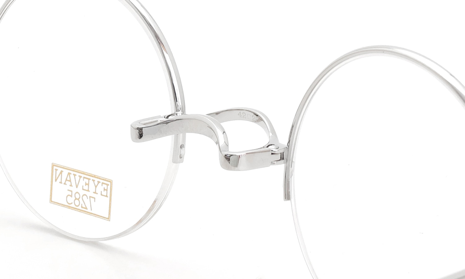 EYEVAN7285 ハーフリムメガネ通販 824 Col.800 ブリッジ裏とパットのディテール