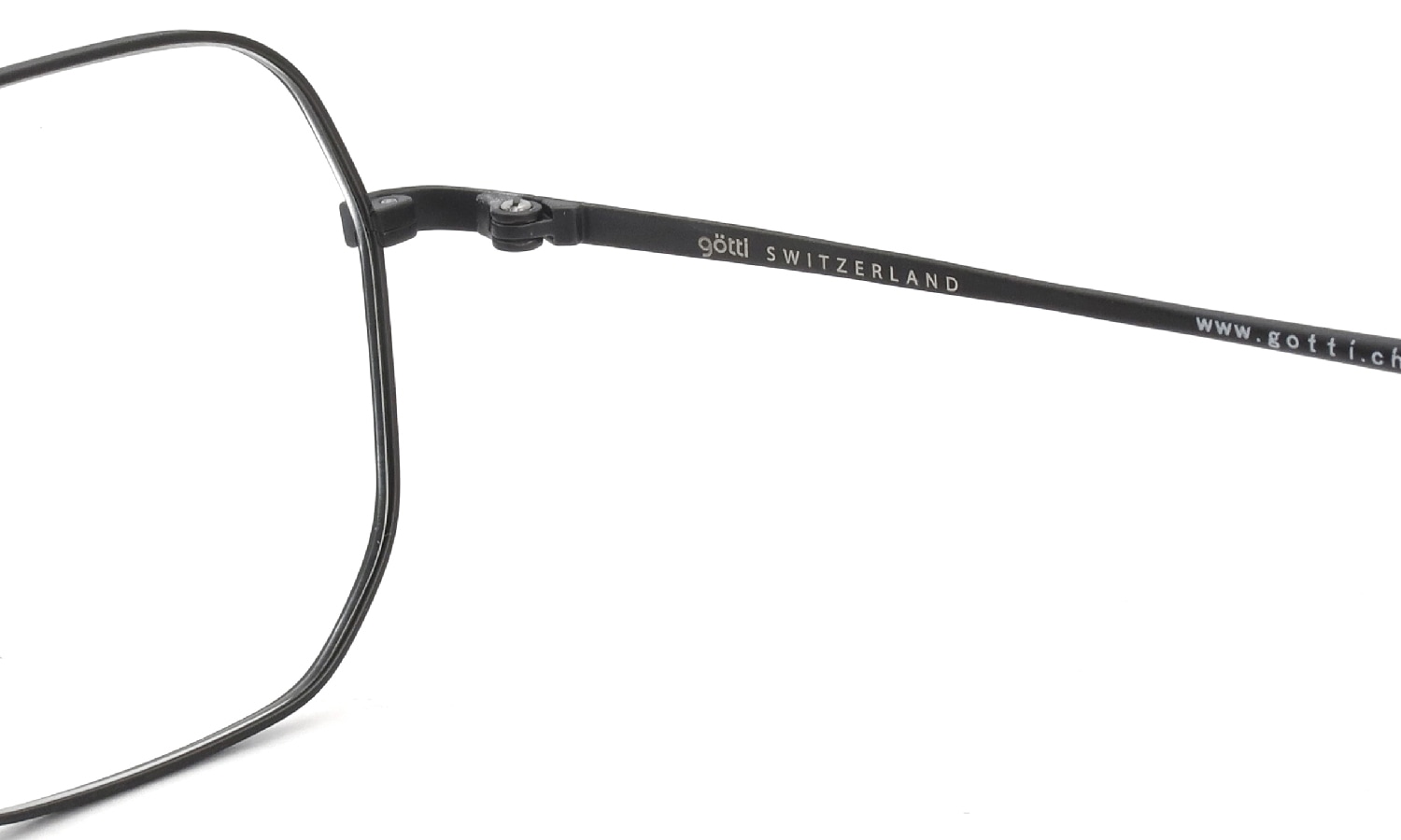 GOTTI SWITZERLAND メガネ GERET col.BLKM 右ヒンジ裏側と右テンプル