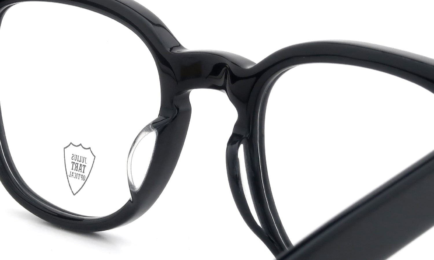 JULIUS TART OPTICAL メガネ BRYAN-48-22 col.BLACK ブリッジ裏側とパット形状のディテール