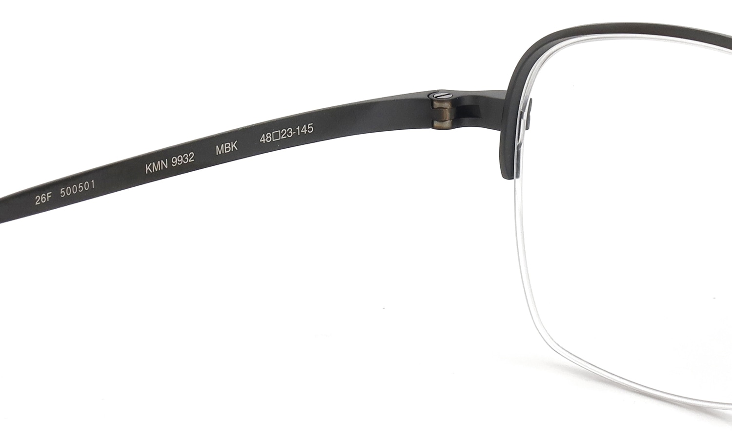 KameManNen メガネ通販 KMN-9932 MBK 48size 左側ヒンジ裏面と刻印