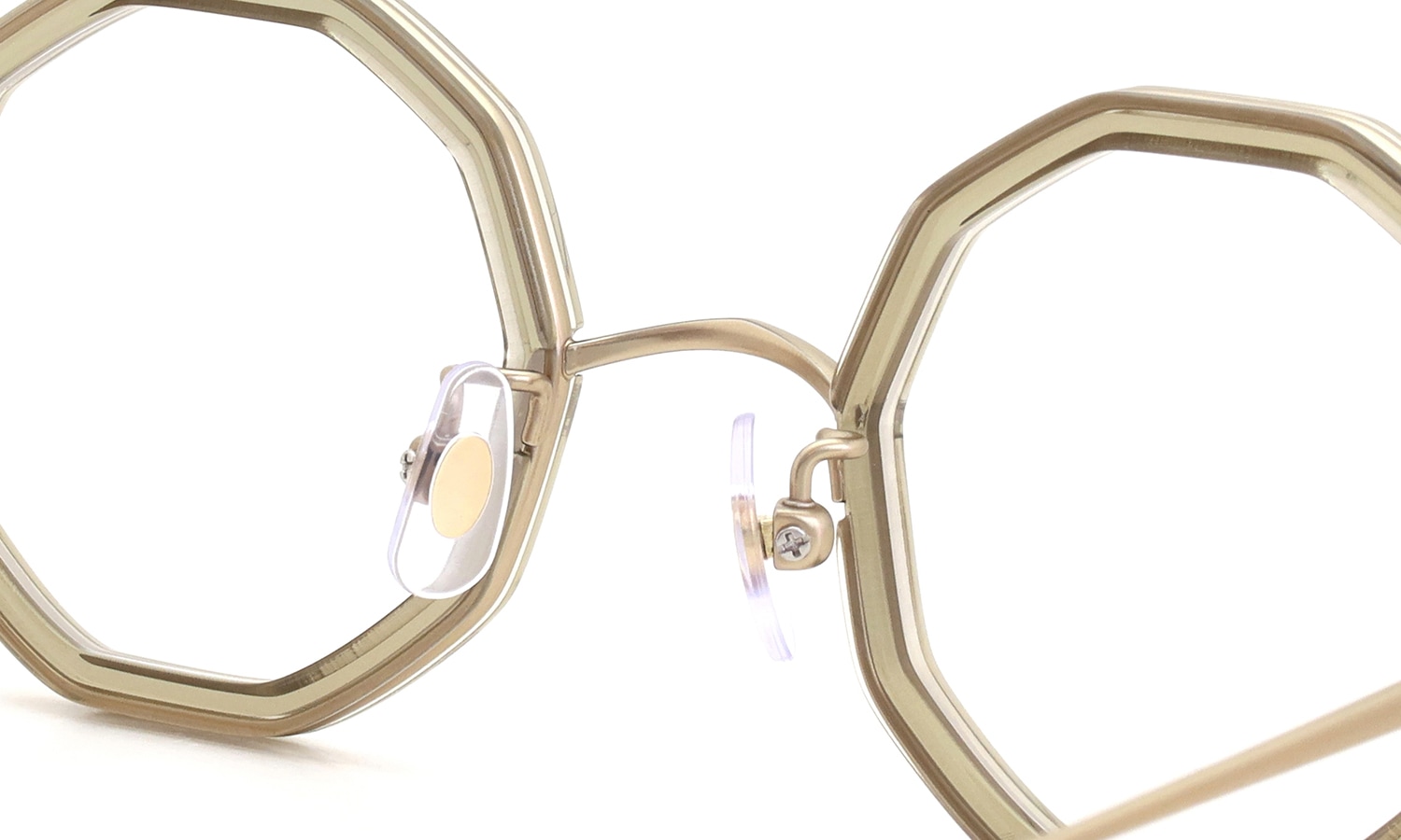 MEGANE AND ME メガネ ME053 GEO PLUS col.KH ブリッジ裏側とパットのディテール