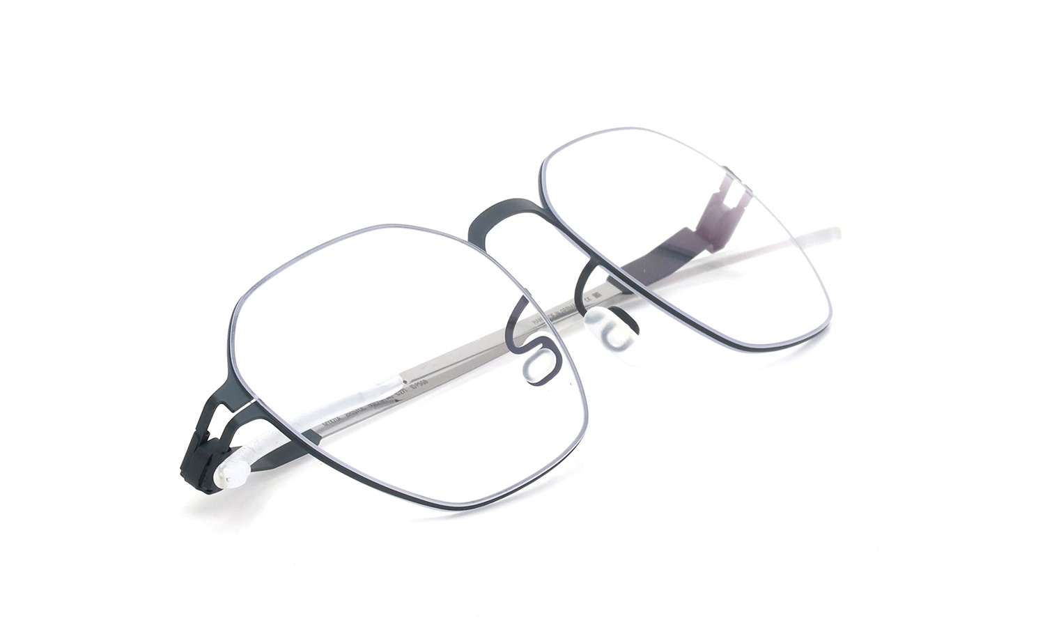 MYKITA メガネ BRISTOL COL.271 Silver/Indigo 折り畳んだ状態1
