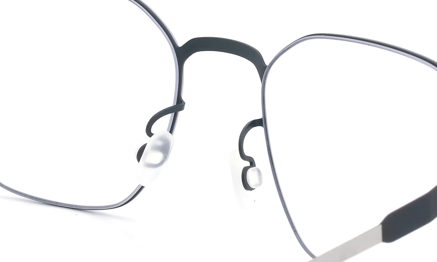 MYKITA メガネ BRISTOL COL.271 Silver/Indigo ブリッジとパット裏側のディテール